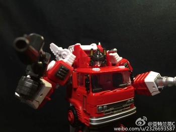 [Maketoys] Produit Tiers - MTRM-03 Hellfire (aka Inferno) et MTRM-05 Wrestle (aka Grapple/Grappin) - Page 4 8p74gMJW