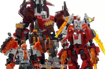 [Combiners Tiers] MAKETOYS QUANTRON aka COMPUTRON - Sortie Aout 2014 DQnwc6Wi