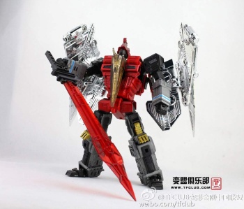 [GCreation] Produit Tiers - Jouet ShuraKing - aka Combiner Dinobots - Page 5 IhhTiXIE