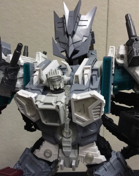 [MakeToys] Produit Tiers - Gamme MT - Basé sur les BD TF d'IDW - Page 9 QuCUzBCH