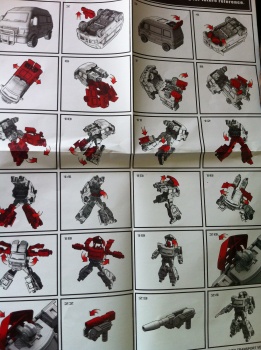 [Masterpiece Tiers] IGEAR PP05W WEAPON SPECIALIST aka IRONHIDE - Sortie Aout 2012 Rb9uz6FE