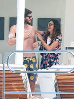 Nina Dobrev and Asustin Stowell enjoy the ocean off the cost the French Riviera (July 26) Sbg3j2GK