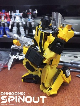 [Masterpiece Tiers] OMNIGONIX V-01 SPINOUT aka SUNSTREAKER - Sortie Début 2016 - Page 3 A16XoxuB