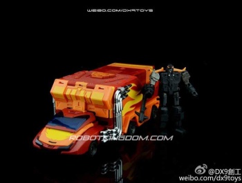 [Masterpiece Tiers] DX9 TOYS D-06 CARRY aka RODIMUS PRIME - Sortie Septembre 2015 - Page 2 Ancfekds