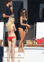 Nina Dobrev vacationing with friends in Saint-Tropez (July 21) BKt4q9JX
