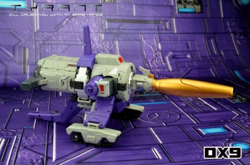 [Masterpiece Tiers] DX9 TOYS D-07 TYRANT aka GALVATRON - Sortie Novembre 2015 Cl44qZ45