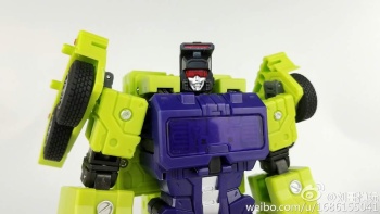 [Combiners Tiers] TOYWORLD TW-C CONSTRUCTOR aka DEVASTATOR - Sortie 2016 - Page 15 DmyRI2Ii