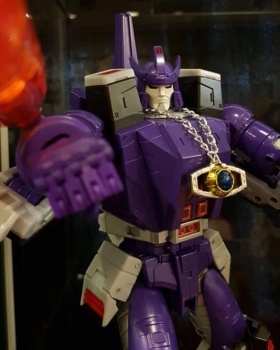 [Fanstoys] Produit Tiers - FT-16 Sovereign - aka Galvatron GJ6Qg5ks