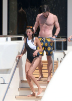 Nina Dobrev and Asustin Stowell enjoy the ocean off the cost the French Riviera (July 26) GYvmAmYm