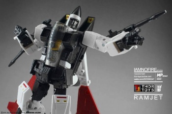 [Masterpiece] MP-11NR Ramjet/Statoréacto par Takara Tomy - Page 3 TAQD82th