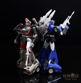 [Masterpiece Takara Tomy] MP-18B BLUESTREAK Diaclone - Sortie Aout 2015 UUHlIofQ