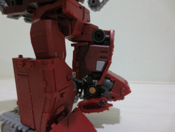 [Masterpiece Tiers] BADCUBE OTS-04 WARDOG aka WARPATH - Sortie Mai 2015 - Page 3 0q50sPXo