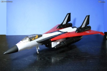 [Masterpiece Takara Tomy] MP-11NR RAMJET - Sortie Mars 2016 - Page 2 CD2bS7U8