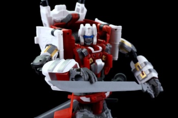 [MakeToys] Produit Tiers - Gamme MT - Basé sur les BD TF d'IDW - Page 11 Fn7ooVxQ