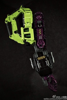 [Combiners Tiers] GENERATION-TOY GRAVITY BUILDER aka DEVASTATOR - Sortie 2015-2016 - Page 8 MAs5EHTN