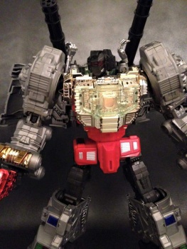 [Combiners Tiers] G-CREATIONS SHURAKING aka COMBINER DINOBOT - Sortie 2015-2016 - Page 4 YlX9ztQH