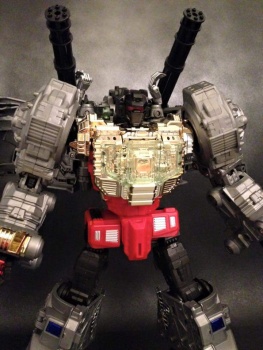 [Combiners Tiers] G-CREATIONS SHURAKING aka COMBINER DINOBOT - Sortie 2015-2016 - Page 4 D9tRTr4j