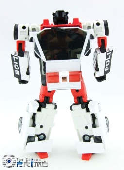 [Masterpiece] MP-12 Sideswipe/Frérot (rouge) ― MP-12G Sideswipe/Frérot G2 (noir) ― MP-12T Tigertrack/Tigrevoie (jaune) + MP-14C Clampdown/Châtimo (blanc) - Page 6 GaprxjTv