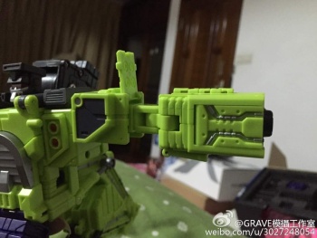 [Toyworld] Produit Tiers - Jouet TW-C Constructor aka Devastator/Dévastateur (Version vert G1 et jaune G2) - Page 3 N9vZacVD