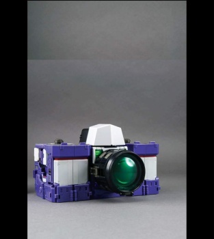 [Masterpiece Tiers] MAKETOYS MTRM-07 VISUALIZERS aka REFLECTOR - Sortie Septembre 2015 - Page 2 WWHz3cBh