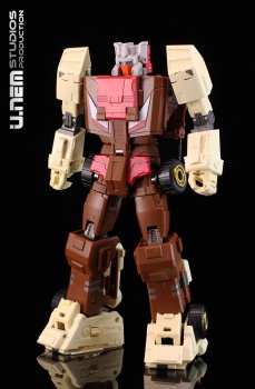 [Masterpiece Tiers] MAKETOYS MTRM-01 CUPOLA aka CHROMEDOME - Sortie Juillet 2015 - Page 2 YnE427fI