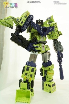 [Combiners Tiers] TOYWORLD TW-C CONSTRUCTOR aka DEVASTATOR - Sortie 2016 - Page 16 ZMNiNJFp