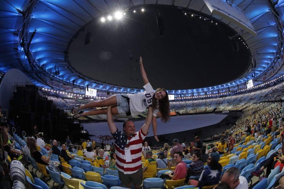 Así ha sido ceremonia de inauguración de los Juegos Olímpicos 2016. Tumblr_obhnyh9Abz1ttvyeto1_1280