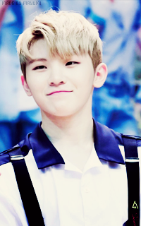 Lee Ji Hoon (Woozi) [Seventeen] Tumblr_oaon4ejp151vb5aqco4_250