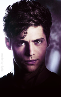 Matthew Daddario • 200*320 Tumblr_o6o6glz9Cz1r1hz6jo4_250