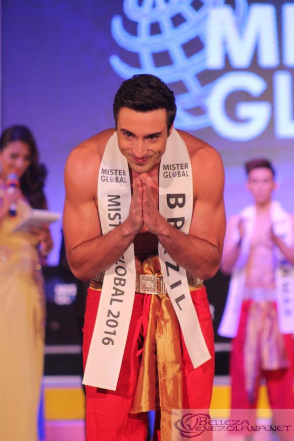 fotos final mr. global 2016. - Página 50 Tumblr_o8ng5gN7pw1ttv0wmo1_1280