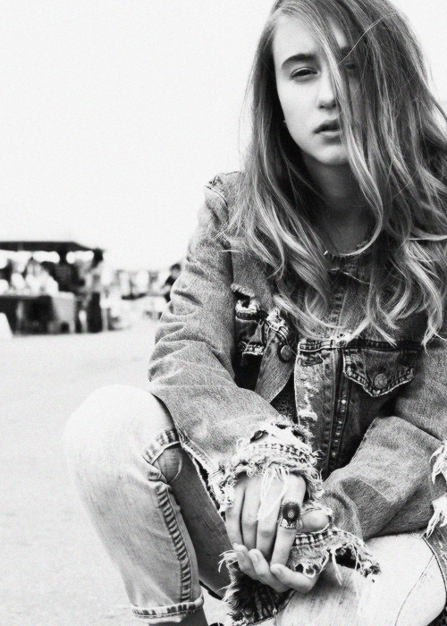 ☯Taissa Farmiga. - Página 2 Tumblr_mvn7yaiTqn1s3kgnuo1_500