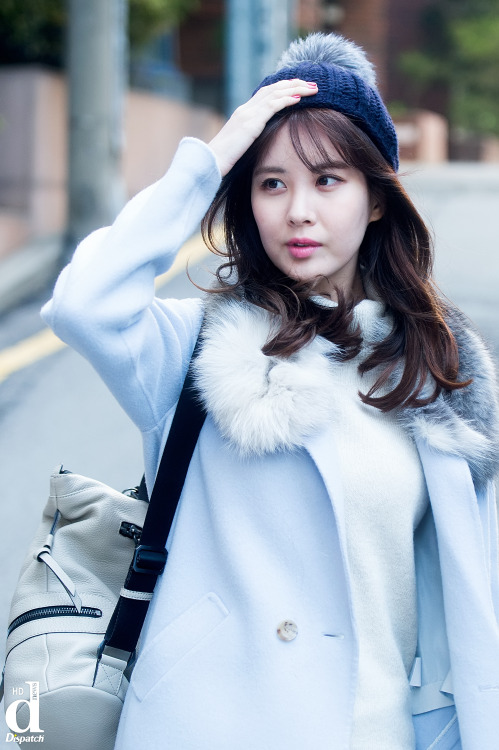 [PIC][08-11-2016]SeoHyun khởi hành đi Berlin - Đức để chụp hình cho tạp chí "NYLON" vào hôm nay Tumblr_oget67zPNz1sewbc1o1_500