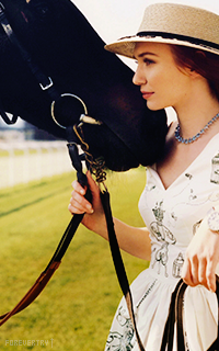 Eleanor Tomlinson Tumblr_ob161sq8pA1rz8fk6o5_250