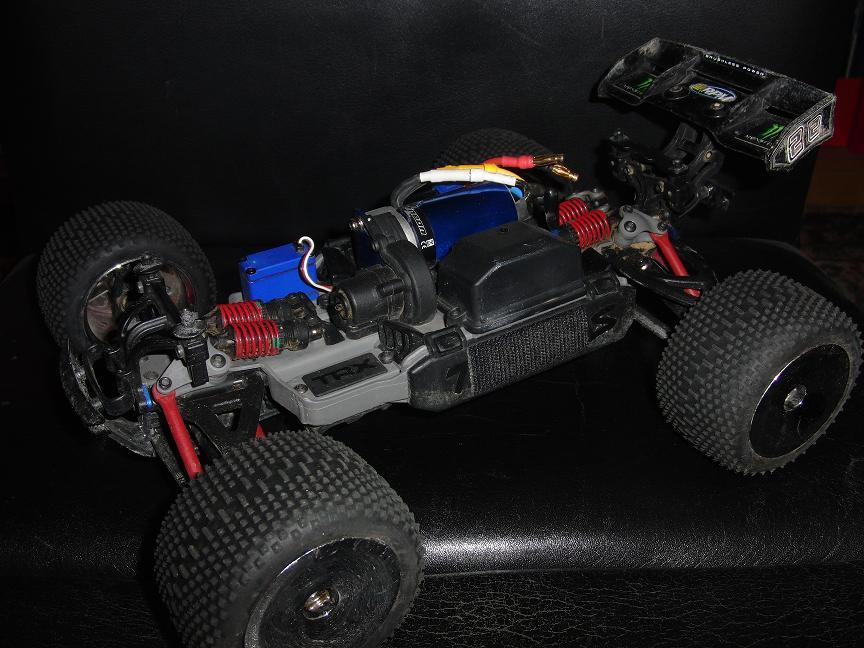 "The secret thing" - Traxxas E-Revo 1/16 VXL Brushless  Bn5fulffyhf1gycdf