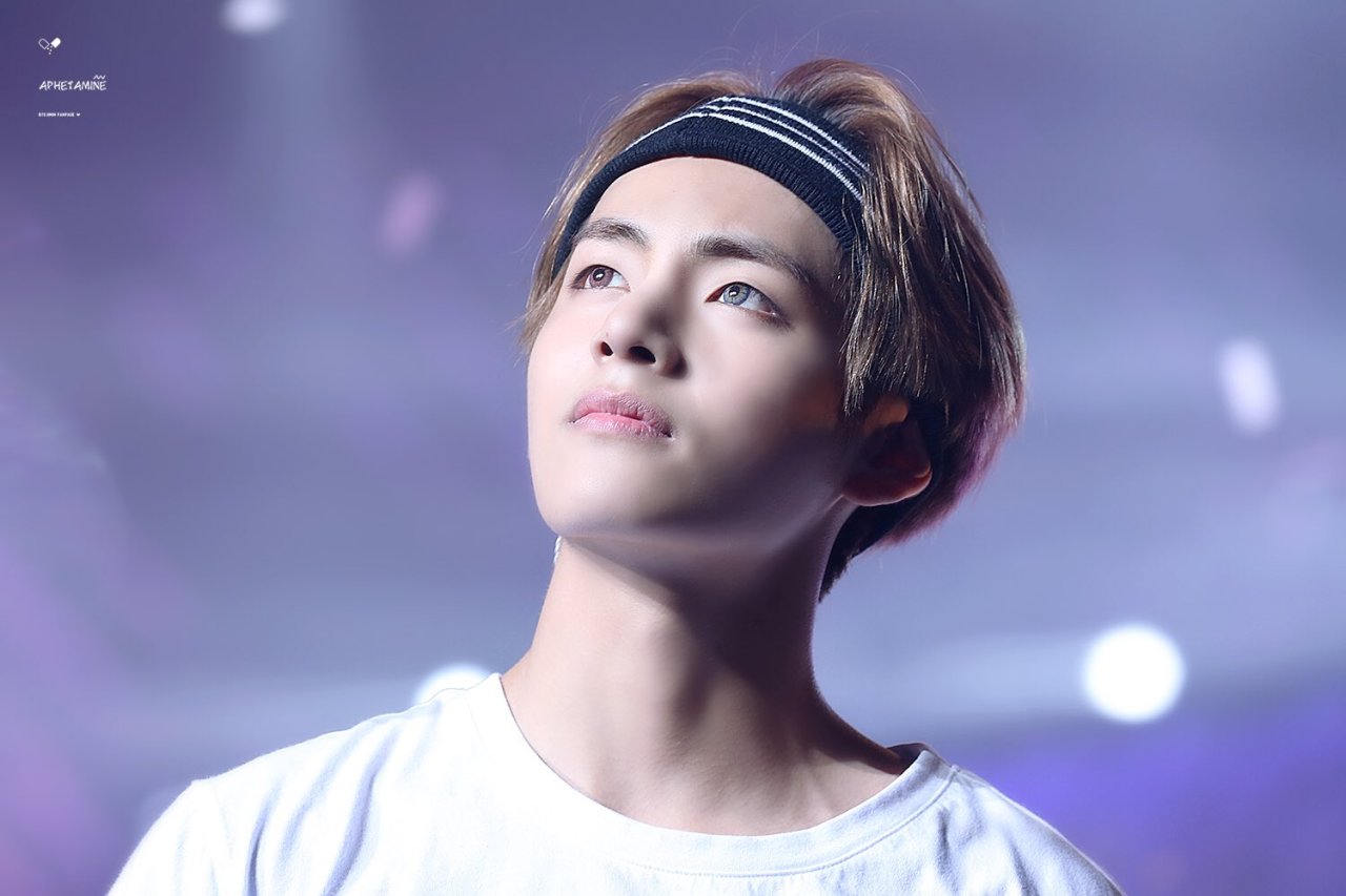 taehyung, you're art. - Página 2 Tumblr_o9401bxes01svtlk8o1_1280