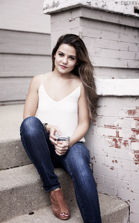 Danielle Campbell Tumblr_ntzxz5LdoM1tcmfsgo3_250