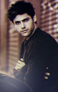 Matthew Daddario • 200*320 Tumblr_o6o6cnp4pB1r1hz6jo2_250