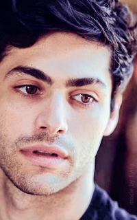 Matthew Daddario • 200*320 Tumblr_o6o6cnp4pB1r1hz6jo5_250