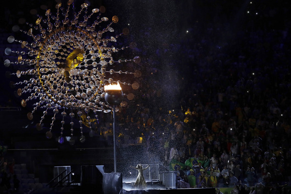 Rio2016 - Así fue la ceremonia de clausura de los Juegos Olímpicos 2016. Tumblr_ocb8gvMGw21ttlfhbo1_1280