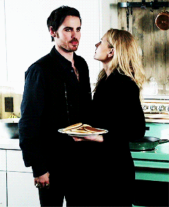 Le Captain Swan - Page 2 Tumblr_ooxs1icjd81r8177lo3_250