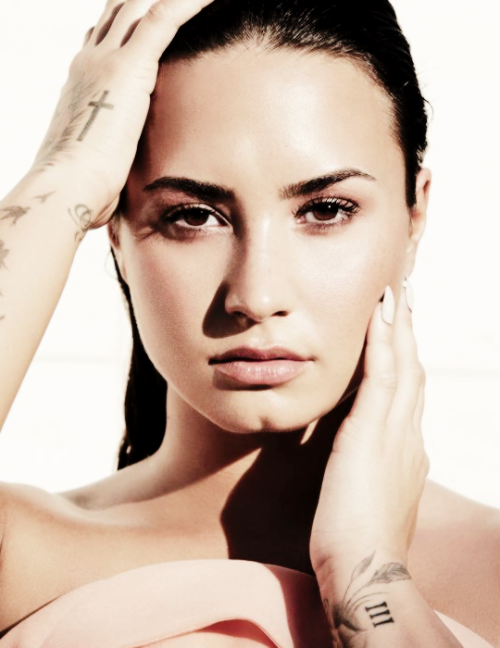 demetria lovato.  - Página 75 Tumblr_owybefsoAb1reubyfo1_500