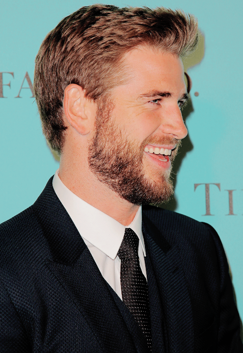 liam hemsworth.  - Página 19 Tumblr_of60kzrmVW1siw81so1_500