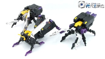 [Fanstoys] Produit Tiers - Jouet FT-12 Grenadier / FT-13 Mercenary / FT-14 Forager - aka Insecticons - Page 3 3kAX1hcp