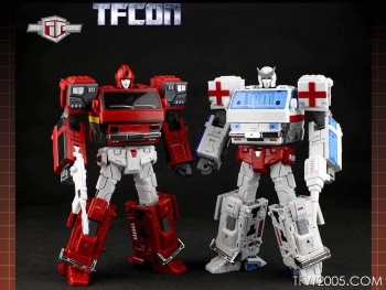 [Masterpiece Tiers] TFC OS-03 MEDIC aka RATCHET - Sortie Septembre 2015 9mLflBDH