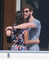 Nina Dobrev and Asustin Stowell enjoy the ocean off the cost the French Riviera (July 26) DrO6ojMb