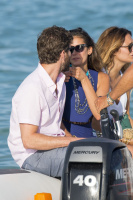 Nina Dobrev with her boyfriend Austin Stowell in Saint-Tropez (July 24) GqLPlPTj