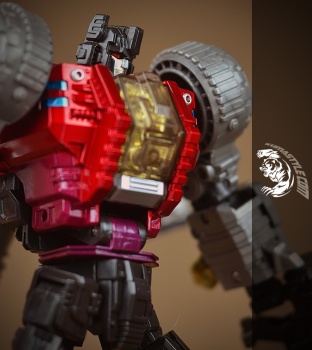 [Combiners Tiers] G-CREATIONS SHURAKING aka COMBINER DINOBOT - Sortie 2015-2016 - Page 2 JKuNvlqD