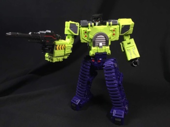 [Toyworld] Produit Tiers - Jouet TW-C Constructor aka Devastator/Dévastateur (Version vert G1 et jaune G2) - Page 3 UQc9V4U7