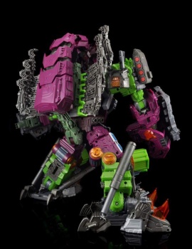 [Masterpiece Tiers] MAKETOYS MCB-03 PANDINUS aka SCORPONOK - Sortie Avril 2016 - Page 3 XccXzBjQ