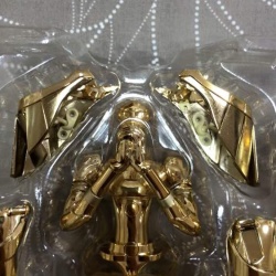 [Comentários]Saint Cloth Myth EX - Soul of Gold Shaka de Virgem - Página 4 YKcORYRA